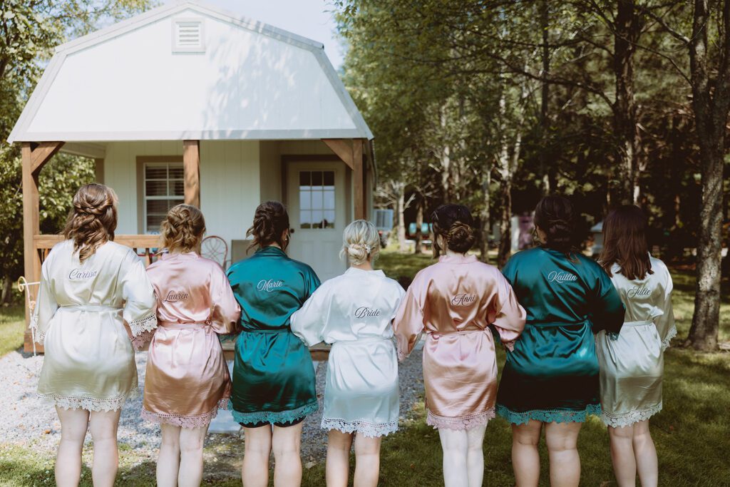 Getting ready photos at Pondview Farm wedding venue in Cambridge Minnesota