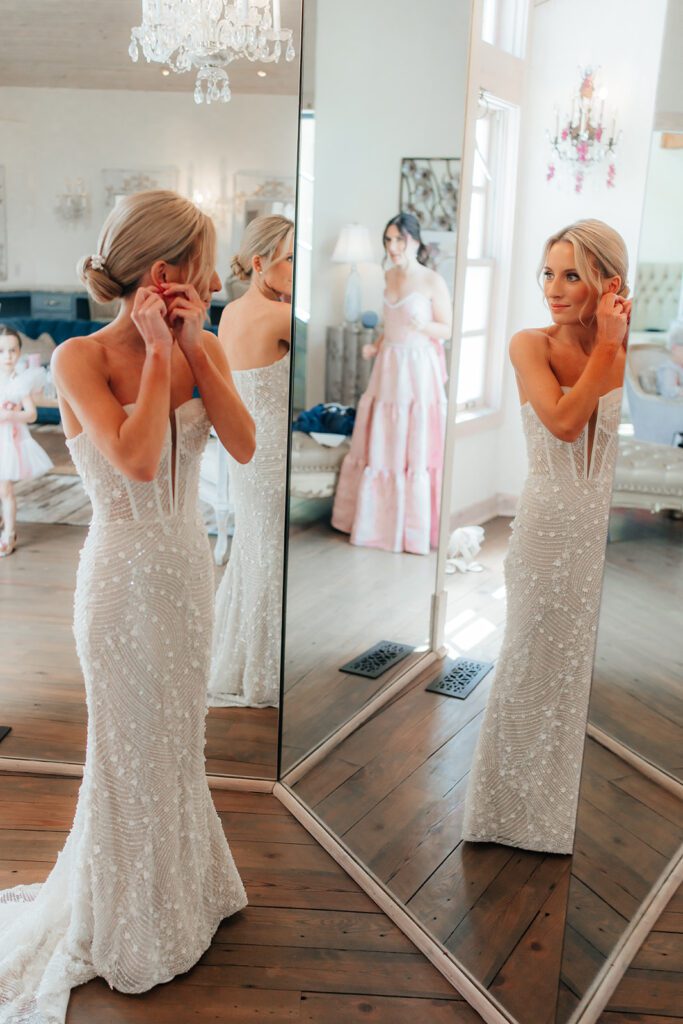 Bride getting ready at Edward Anne Estate at Bavaria Downs